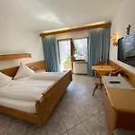 Haus Seehang 4*