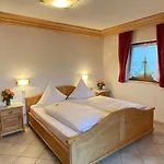 Haus Seehang 4*